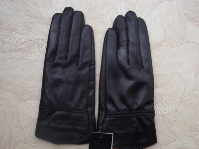 批發(fā)供應品牌意大利華倫天努女式綿羊皮薄里手套 貨號510圖片,批發(fā)供應品牌意大利華倫天努女式綿羊皮薄里手套 貨號510圖片大全,海寧市丁橋胖胖皮革制品廠-